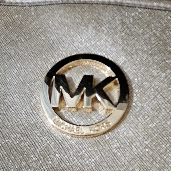 Michael Kors Gold Tote Bag - Picture 9 of 16